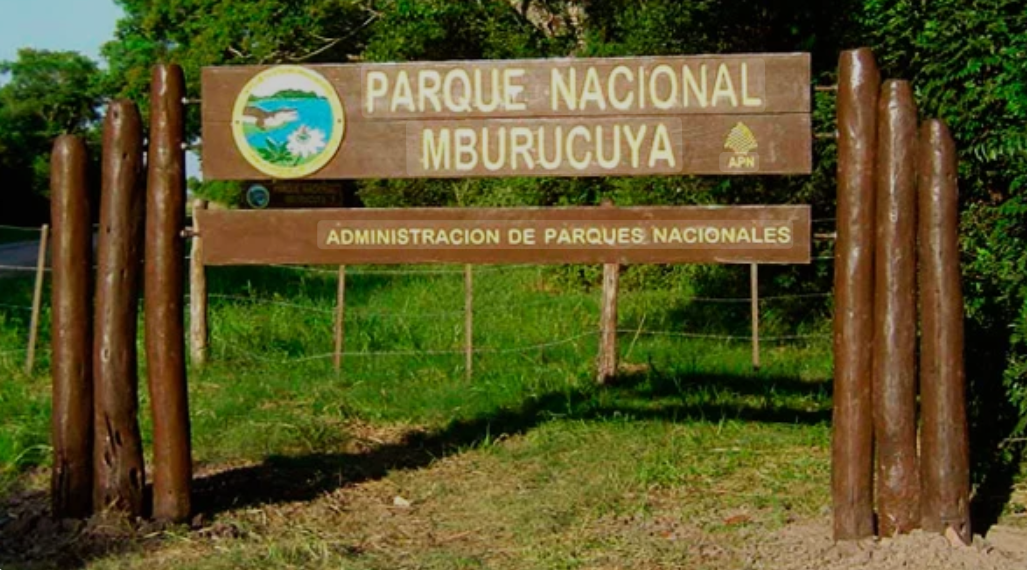 Atardecer en Mburucuyá